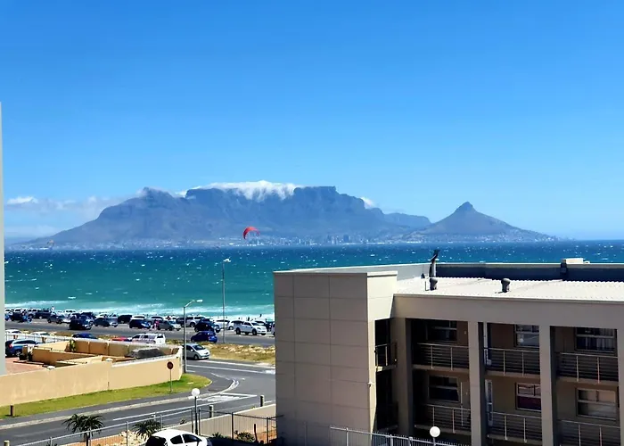 Ocean & Mountain Views